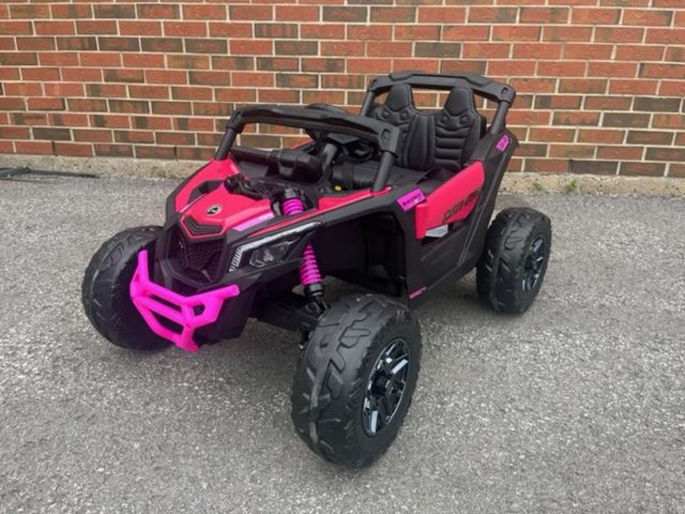 CAN-AM MAVERICK 24 VOLTS 1 SEATER 4X4 PINK 