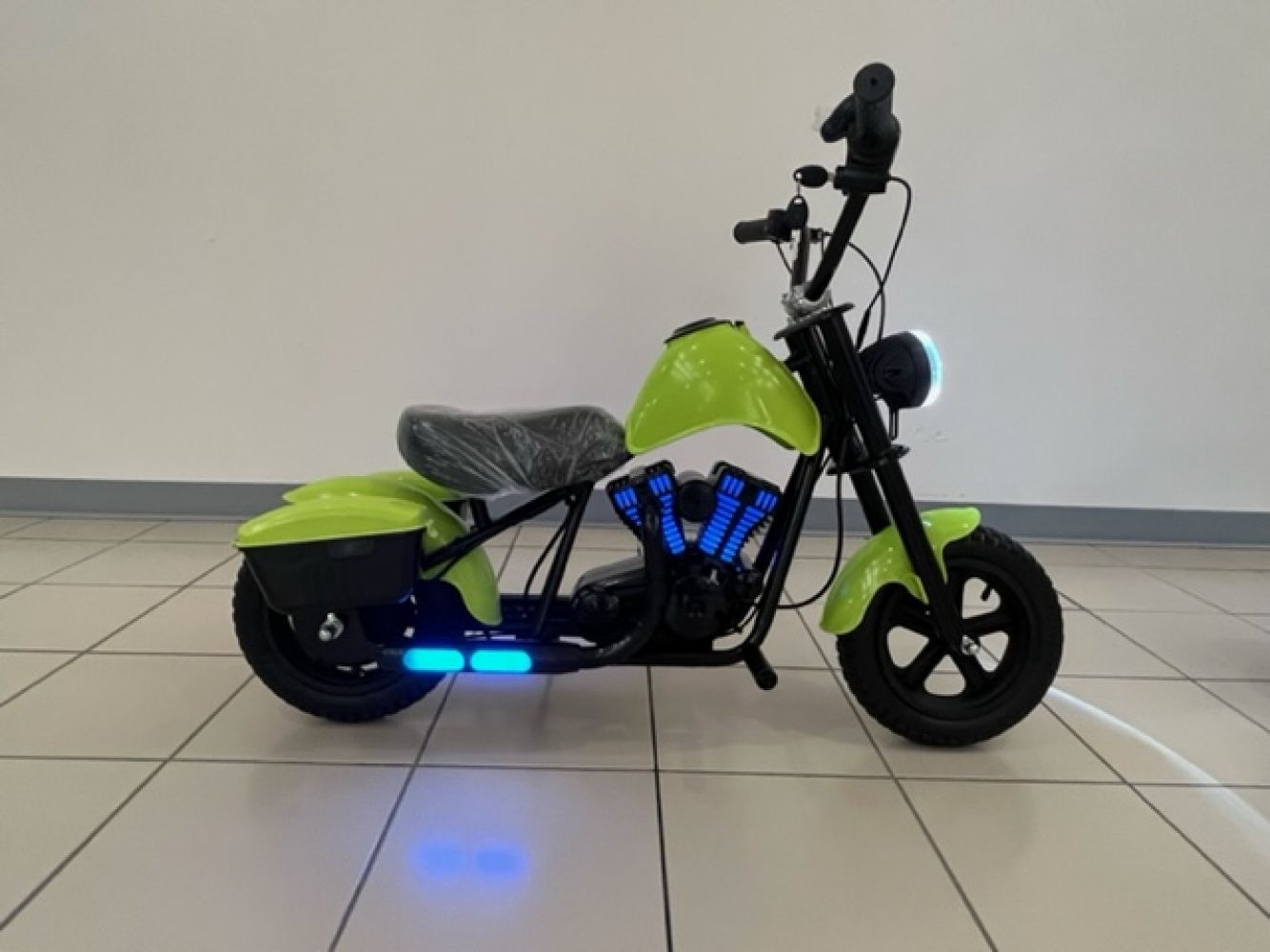 HIPER MOTO CRUISER 200 WATTS 24 VOLTS LITHIUM